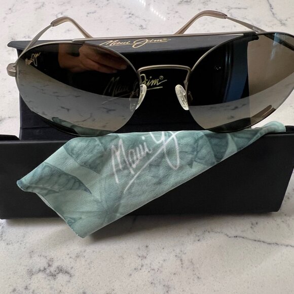 Maui Jim \